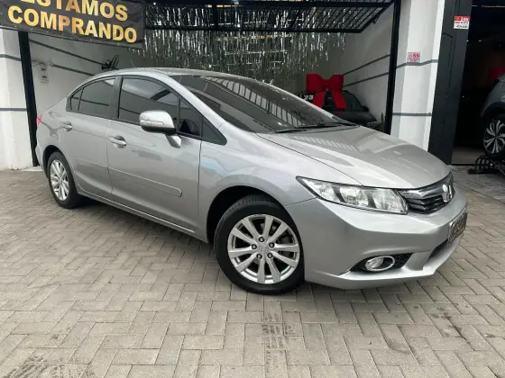HONDA CIVIC 2.0 LXR 16V FLEX 4P AUTOMÁTICO HONDA CIVIC 2.0 LXR 16V FLEX 4P AUTOMÁTICO