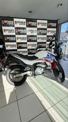 HONDA NX 400i FALCON HONDA NX 400i FALCON