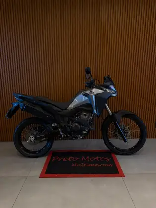 HONDA XRE 300 SAHARA HONDA XRE 300 SAHARA