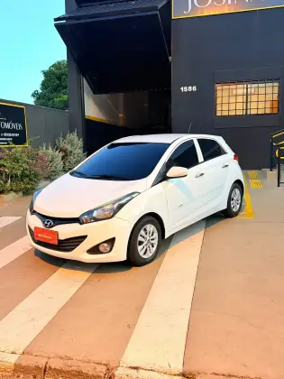 HYUNDAI HB20 1.0 COMFORT 12V FLEX 4P MANUAL HYUNDAI HB20 1.0 COMFORT 12V FLEX 4P MANUAL