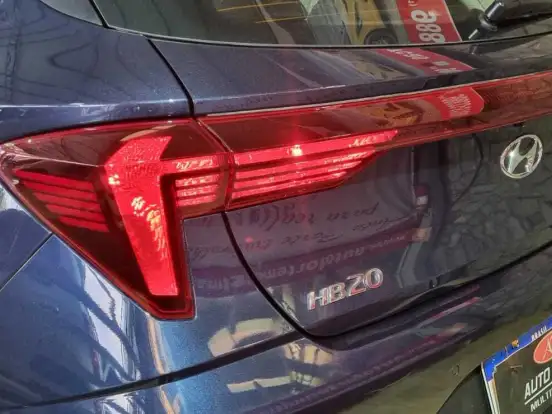 HYUNDAI-HB20-1.0 TGDI FLEX COMFORT PLUS AUTOMÁTICO HYUNDAI-HB20-2025