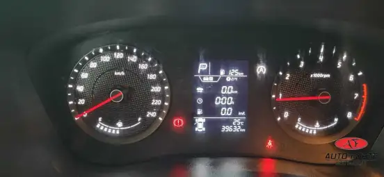 HYUNDAI-HB20-2025