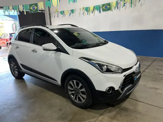 HYUNDAI HB20 1.6 PREMIUM 16V FLEX 4P AUTOMÁTICO HYUNDAI HB20 1.6 PREMIUM 16V FLEX 4P AUTOMÁTICO