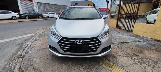 HYUNDAI HB20S 1.6 PREMIUM 16V FLEX 4P AUTOMÁTICO