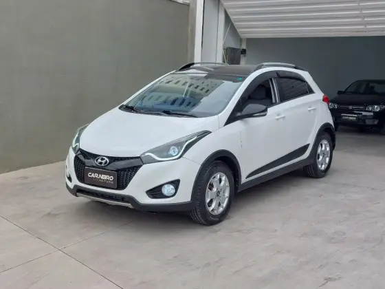 HYUNDAI HB20X 1.6 16V PREMIUM FLEX 4P AUTOMÁTICO HYUNDAI HB20X 1.6 16V PREMIUM FLEX 4P AUTOMÁTICO