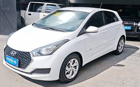 HYUNDAI HB20 1.6 COMFORT PLUS 16V FLEX 4P AUTOMÁTICO