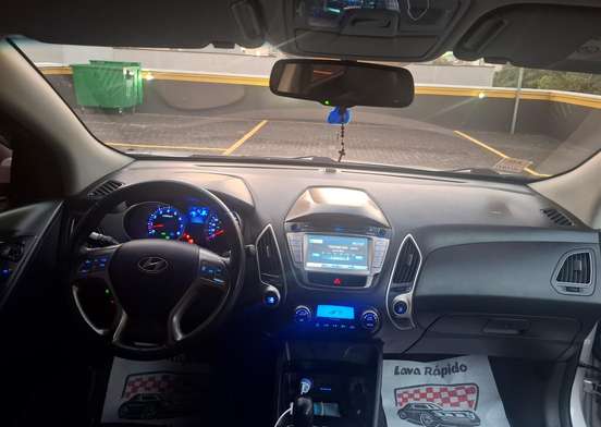 HYUNDAI-IX35-2012