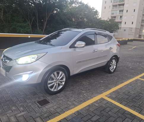 HYUNDAI-IX35-2012