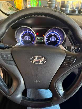 HYUNDAI-SONATA-2011