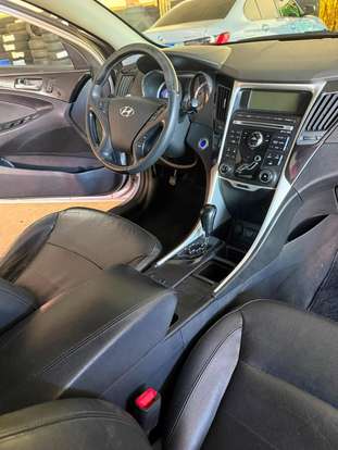 HYUNDAI-SONATA-2011