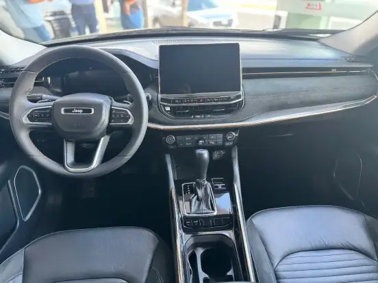JEEP-COMMANDER-1.3 T270 TURBO FLEX LIMITED AT6 JEEP-COMMANDER-2023