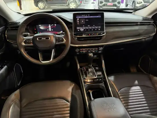JEEP-COMMANDER-2024