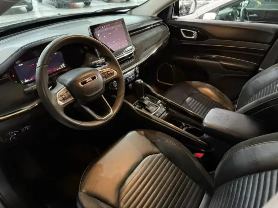 JEEP-COMMANDER-2024