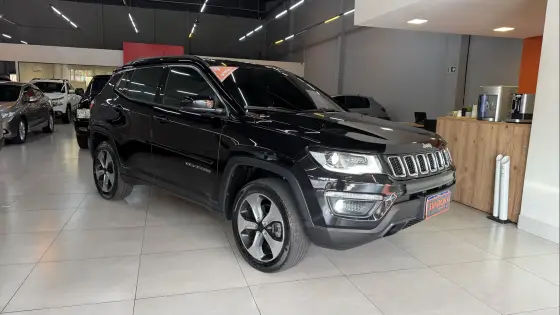 JEEP COMPASS 2.0 16V DIESEL LONGITUDE 4X4 AUTOMÁTICO JEEP COMPASS 2.0 16V DIESEL LONGITUDE 4X4 AUTOMÁTICO
