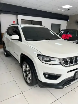 JEEP COMPASS 2.0 16V FLEX LONGITUDE AUTOMÁTICO JEEP COMPASS 2.0 16V FLEX LONGITUDE AUTOMÁTICO
