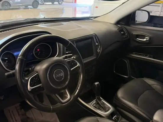 JEEP-COMPASS-2.0 16V FLEX LONGITUDE AUTOMÁTICO JEEP-COMPASS-2020