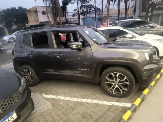 JEEP RENEGADE 1.3 T270 TURBO FLEX LONGITUDE AT6 JEEP RENEGADE 1.3 T270 TURBO FLEX LONGITUDE AT6
