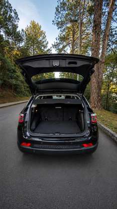 JEEP-COMPASS-2020