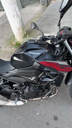 KAWASAKI-Z400-2021