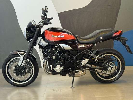 KAWASAKI-Z900RS-2018