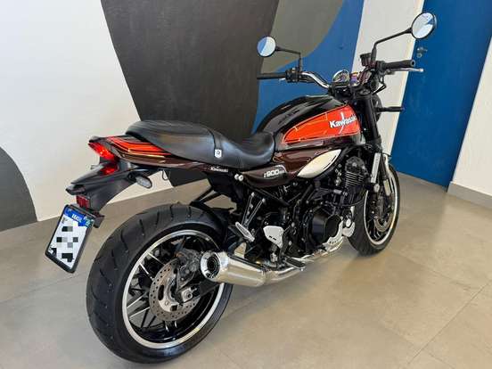 KAWASAKI-Z900RS-2018