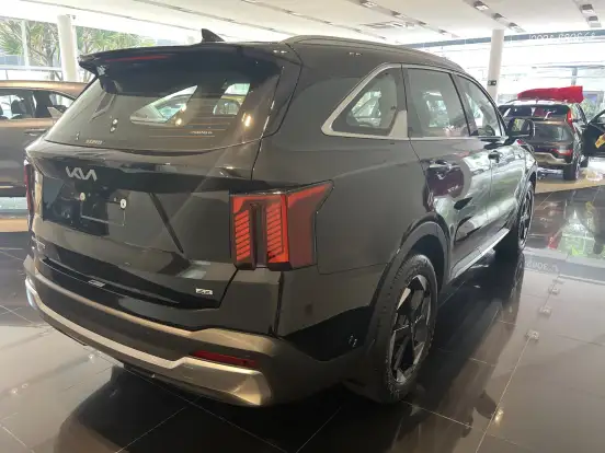 KIA-SORENTO-2025