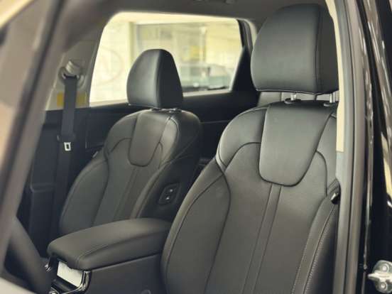 KIA-SORENTO-2025