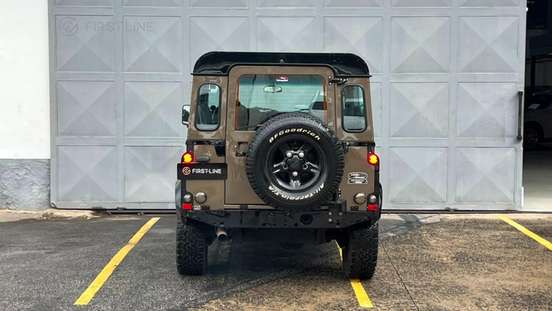 LAND ROVER-DEFENDER-2001