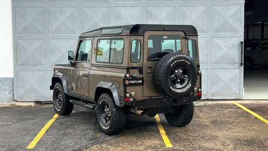 LAND ROVER-DEFENDER-2001