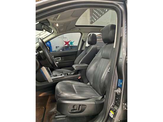 LAND ROVER-DISCOVERY SPORT-2018