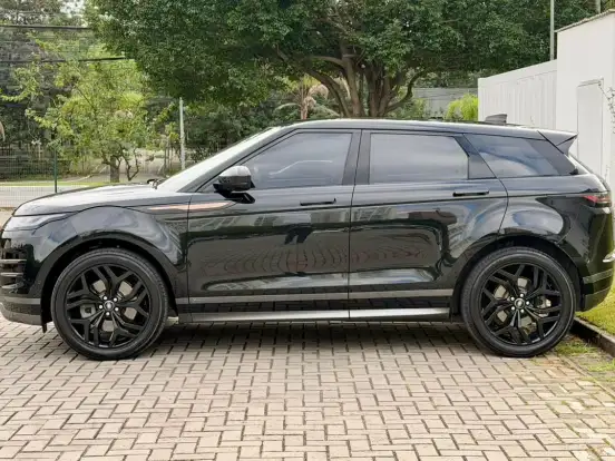 LAND ROVER-RANGE ROVER EVOQUE-2.0 P250 FLEX R-DYNAMIC SE AWD AUTOMÁTICO LAND ROVER-RANGE ROVER EVOQUE-2020