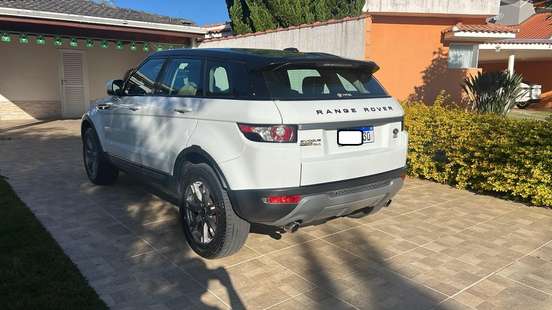 LAND ROVER-RANGE ROVER EVOQUE-2.0 PURE 4WD 16V GASOLINA 4P AUTOMÁTICO LAND ROVER-RANGE ROVER EVOQUE-2013