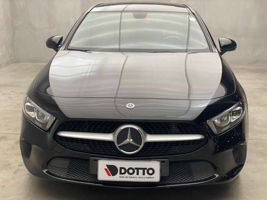 MERCEDES-BENZ-A 200-2020