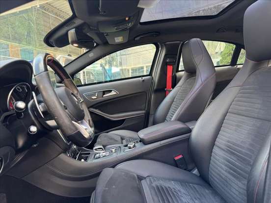 MERCEDES-BENZ-A 45 AMG-2017