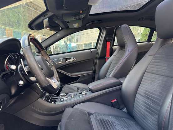 MERCEDES-BENZ-A 45 AMG-2.0 16V TURBO GASOLINA 4P AUTOMATIZADO MERCEDES-BENZ-A 45 AMG-2017