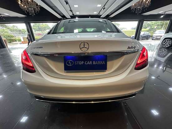 MERCEDES-BENZ-C 180-2020