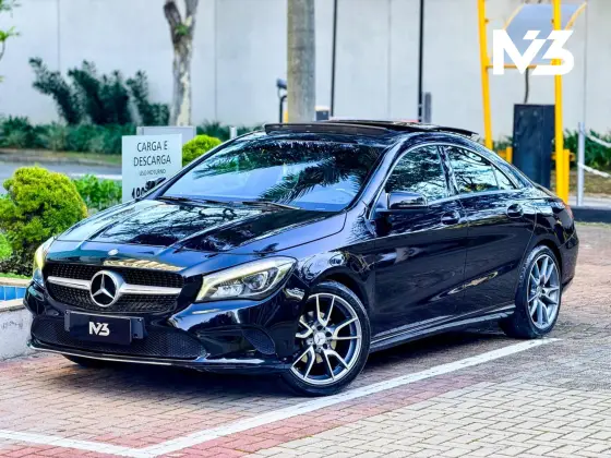 MERCEDES-BENZ CLA 200 1.6 URBAN 16V FLEX 4P AUTOMÁTICO MERCEDES-BENZ CLA 200 1.6 URBAN 16V FLEX 4P AUTOMÁTICO