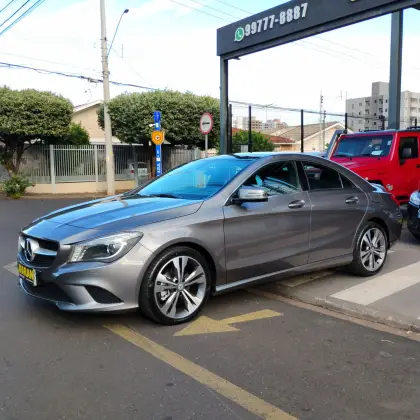 MERCEDES-BENZ CLA 200 1.6 URBAN 16V FLEX 4P AUTOMÁTICO MERCEDES-BENZ CLA 200 1.6 URBAN 16V FLEX 4P AUTOMÁTICO