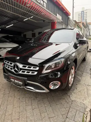 MERCEDES-BENZ GLA 200 1.6 CGI FLEX ENDURO 7G-DCT MERCEDES-BENZ GLA 200 1.6 CGI FLEX ENDURO 7G-DCT