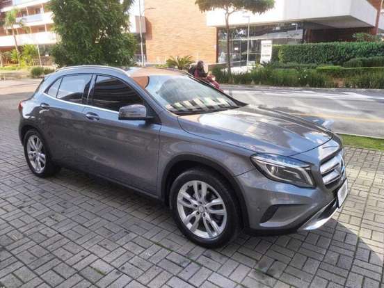 MERCEDES-BENZ-GLA 200-2015