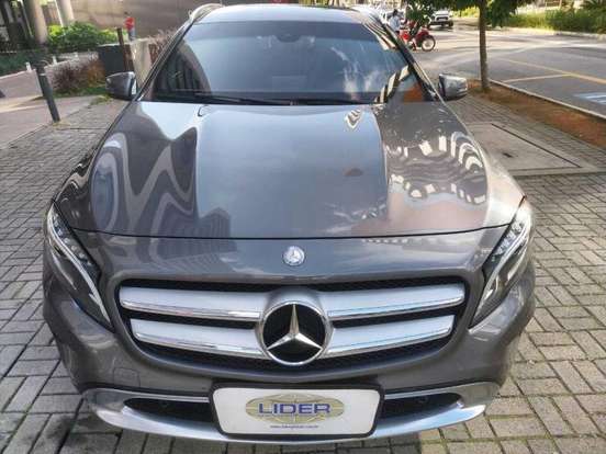 MERCEDES-BENZ-GLA 200-2015