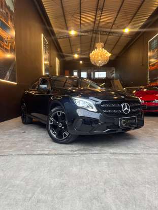 MERCEDES-BENZ-GLA 200-2018