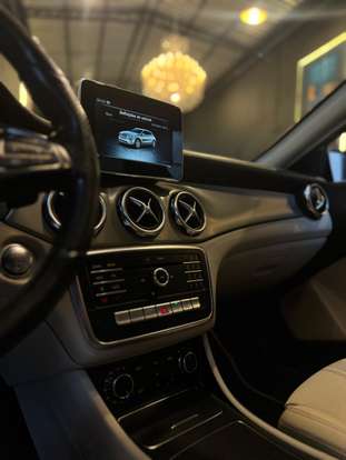 MERCEDES-BENZ-GLA 200-2018