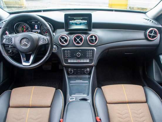 MERCEDES-BENZ-GLA 200-1.6 CGI FLEX STYLE 7G-DCT MERCEDES-BENZ-GLA 200-2018