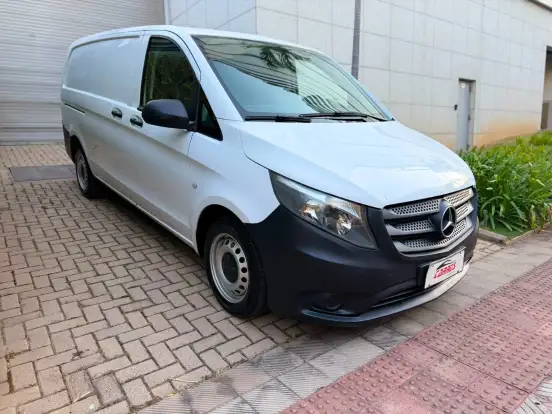MERCEDES-BENZ-VITO-2015