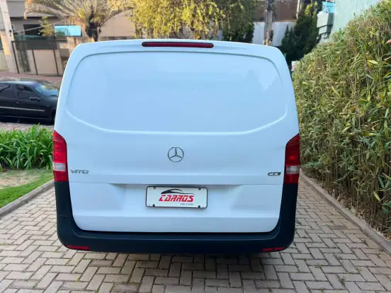 MERCEDES-BENZ-VITO-2015
