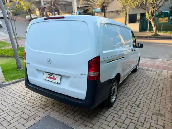 MERCEDES-BENZ-VITO-2015