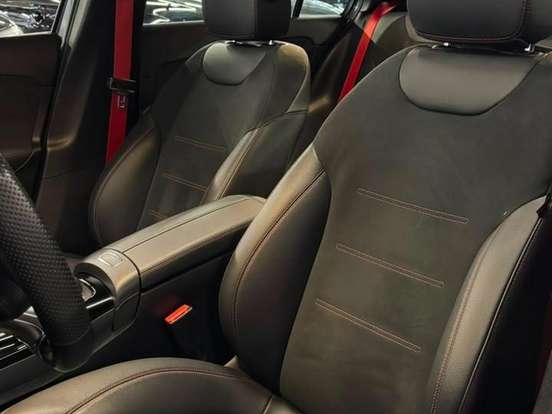 MERCEDES-BENZ-A 35 AMG-2.0 CGI GASOLINA SEDAN 4MATIC 7G-DCT MERCEDES-BENZ-A 35 AMG-2022