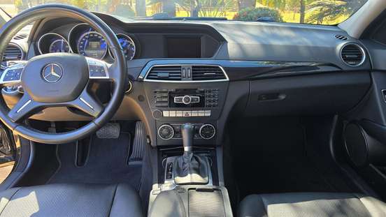 MERCEDES-BENZ-C 180-2013