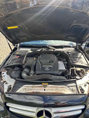 MERCEDES-BENZ-C 200-2.0 CGI AVANTGARDE 16V GASOLINA 4P AUTOMÁTICO MERCEDES-BENZ-C 200-2015